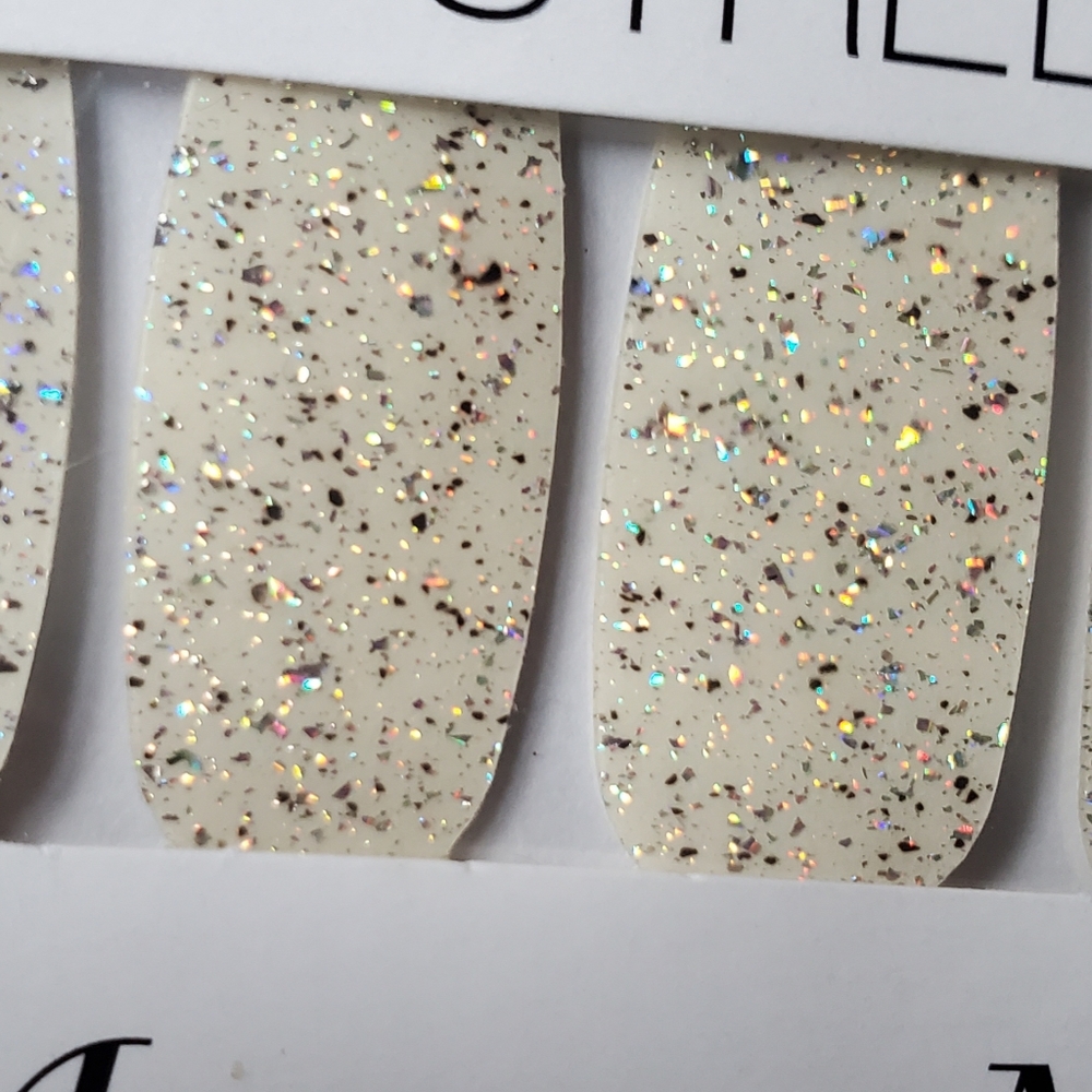 Colorstreet Prism Break accent nail strips